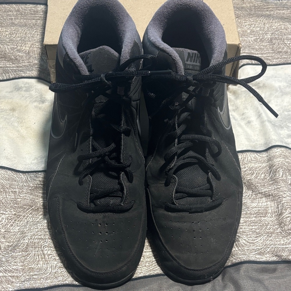 Nike Men's Black Lace-Up Sneakers
